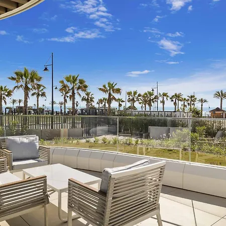 Vivi Homes - Sunrise - Plunge Pool - Beachfront - Terrace *
