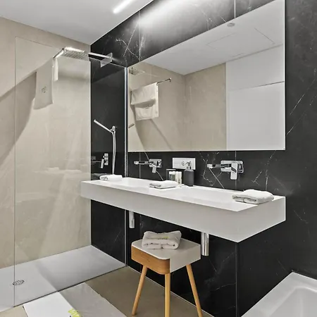 Vivi Homes - Sunrise - Plunge Pool - Beachfront - Terrace * Torremolinos