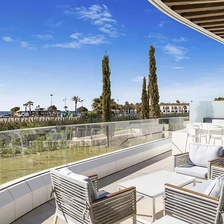 Vivi Homes - Sunrise - Plunge Pool - Beachfront - Terrace Apartament