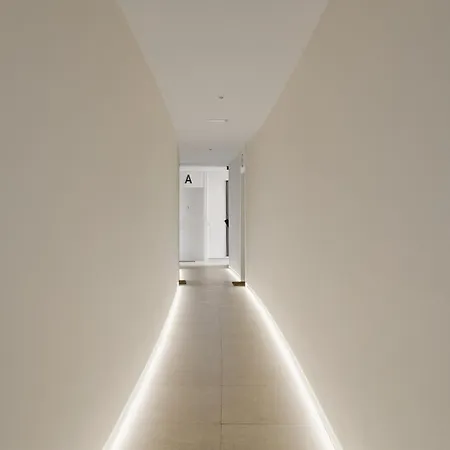 Vivi Homes - Sunrise - Plunge Pool - Beachfront - Terrace Apartament *